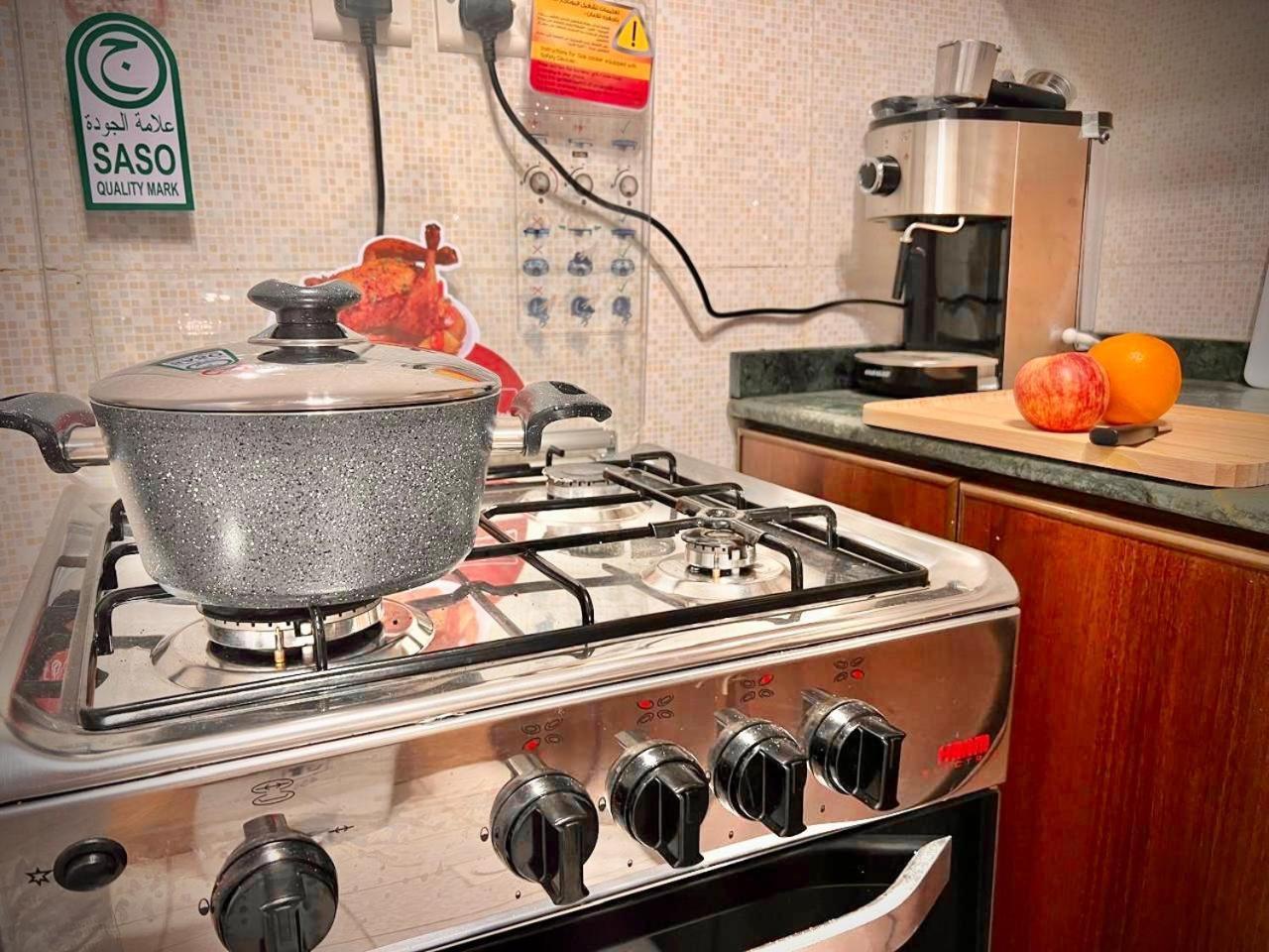 Rawda 2 Bed-room - Self Serviced In Apartment *
